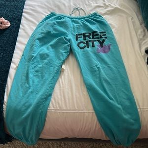 Free city sweats